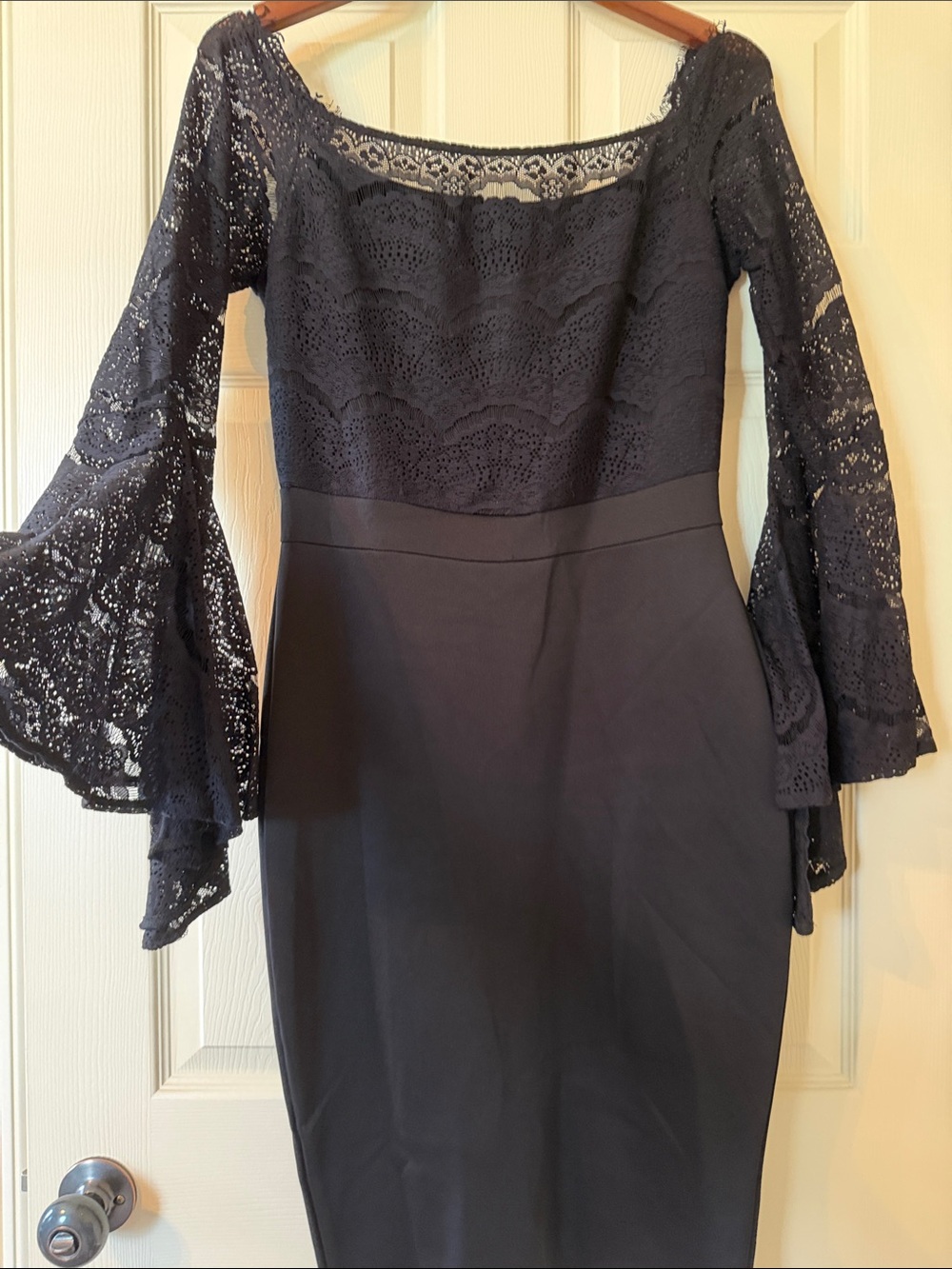 Lace Bodice Black Bell-Sleeve Sheath Dress